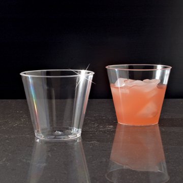 disposable plastic glassware